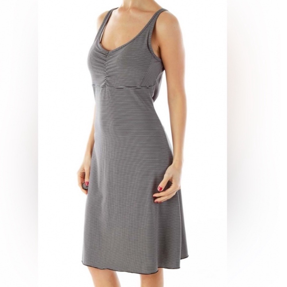 prAna XS Black White Striped Athletic Dress Built-in Shelf Bra Criss Cross Back